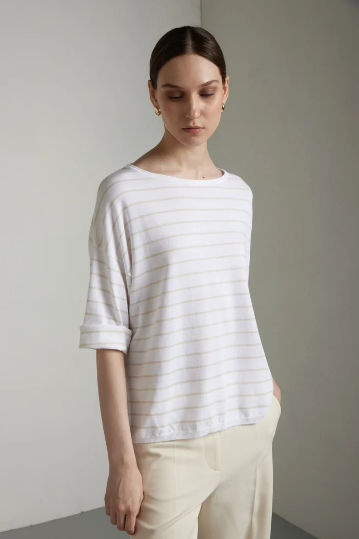 Maglia scollo a barchetta rigata bicolore in puro cotone