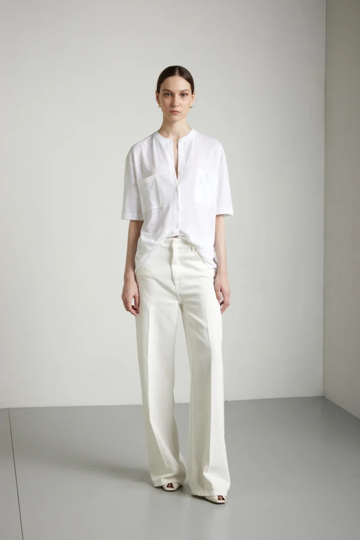 Camicia in puro lino con scollo alla coreana e tasche