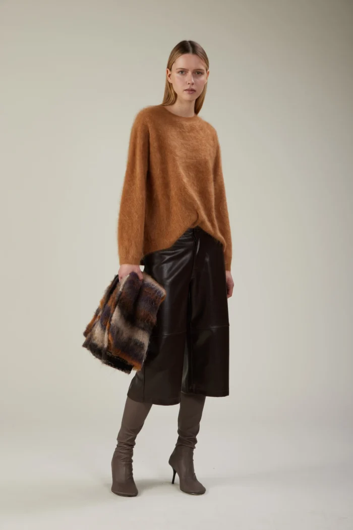 Maglia girocollo in cashmere effetto garzato