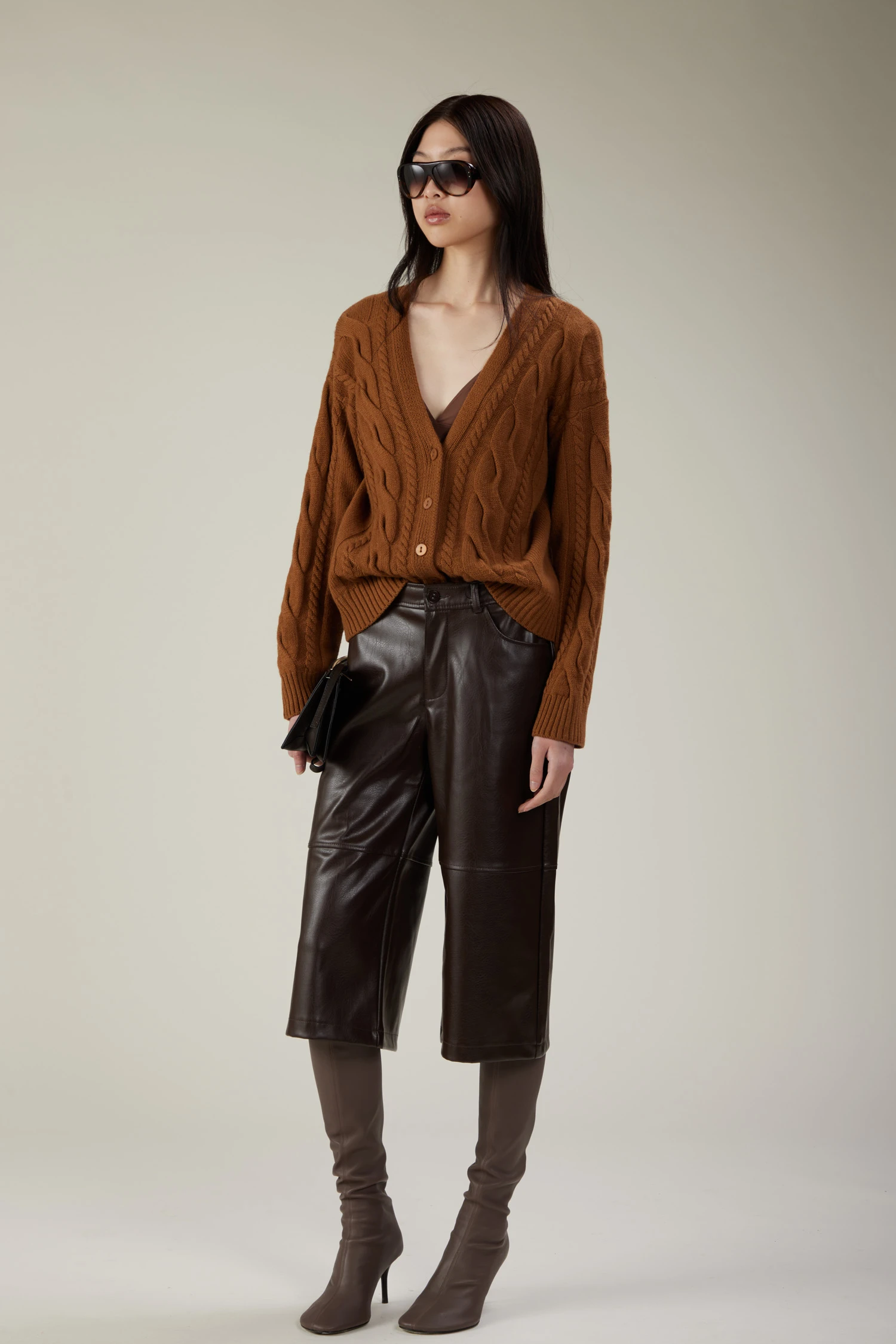 Cardigan in lana e cashmere a trecce con bottoni - immagine 1