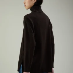 Maglia dolcevita in lana e cashmere con spacchi laterali - Thumbnail Image 2