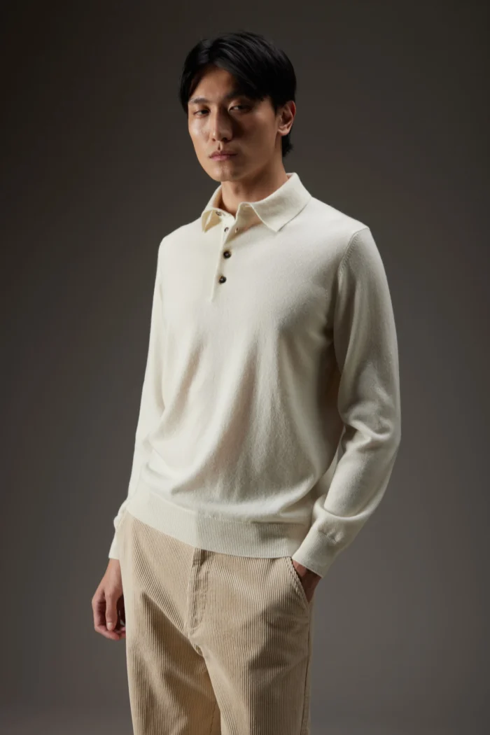 Polo con bottoni in cashmere