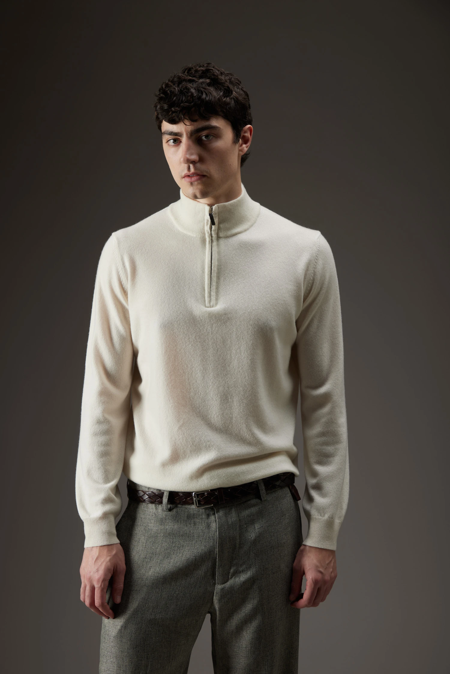 Maglia con zip in cashmere - immagine 1