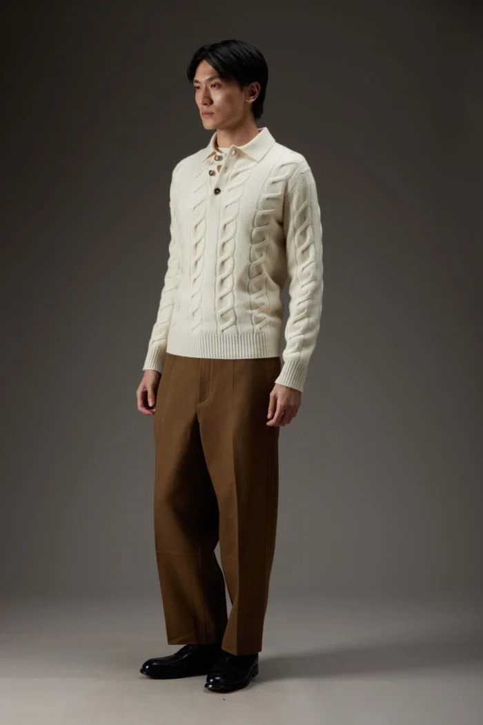 Polo in cashmere con lavorazione a trecce