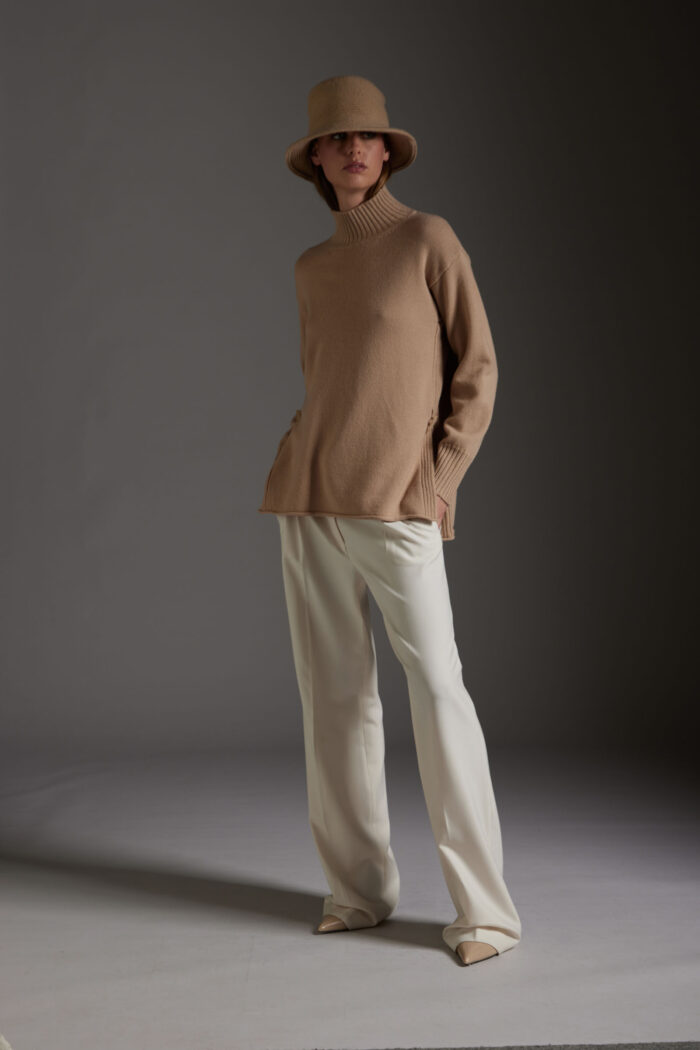 Maglia Collo Alto in Lana e Cashmere