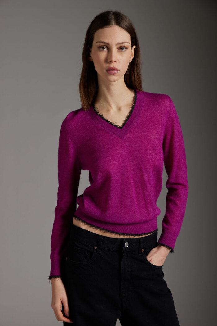 Maglia Scollo a V con Frange