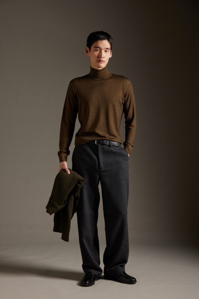 Maglia Dolcevita in Merinos Lavata